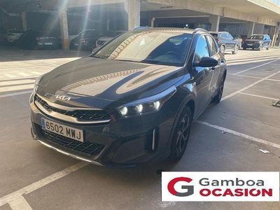 Usado Kia XCeed 100 CV (73 kW) 2024 Gris SUV