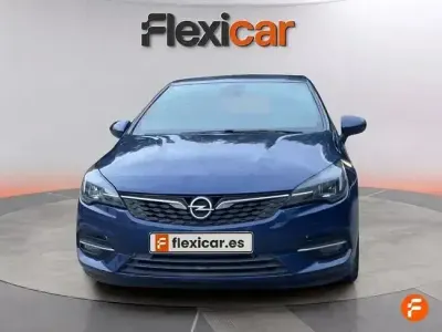 Usado Opel Astra 110 HP (80 kW) 2020 Azul