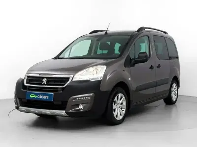 Usado Peugeot TePee Outdoor 100 CV (73 kW) 2017 Gris Van