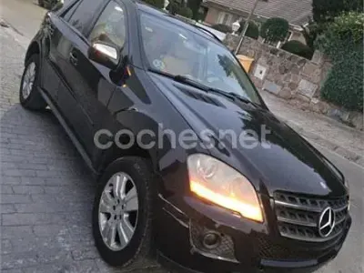 Usado Mercedes ML320 224 CV (164 kW) 2008 Azul SUV