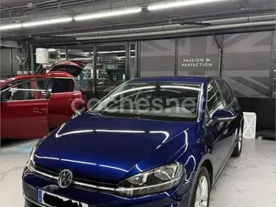 Usado VW Golf VII Advance 150 CV (110 kW) 2018 Azul Berlina