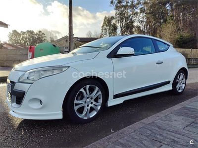 Usado Renault Mégane Dynamique 130 CV (95 kW) 2009 Blanco Berlina
