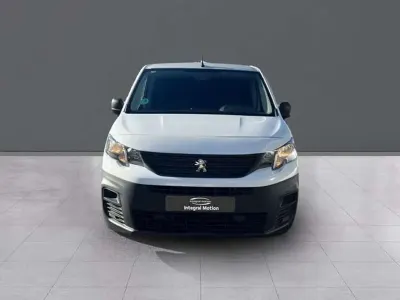 Usado Peugeot Partner 102 CV (75 kW) 2021 Blanco Monovolumen