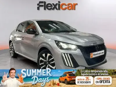 Usado Peugeot 208 Allure 100 CV (73 kW) 2024 Gris Utilitario