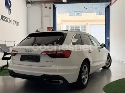 Usado Audi A4 Advanced Plus 136 CV (100 kW) 2021 Blanco Familiar