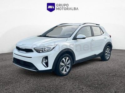 Usado Kia Stonic 84 CV (61 kW) 2024 Blanco SUV