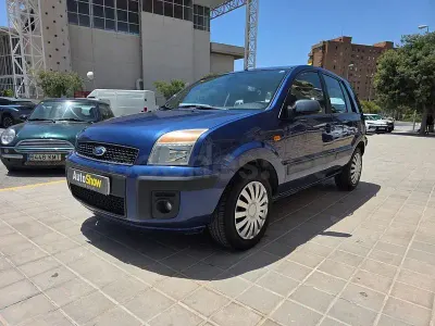 Usado Ford Fusion 68 CV (50 kW) 2006 Azul Utilitario