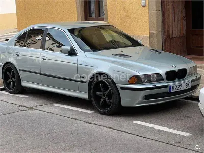 Usado BMW 520 150 CV (110 kW) 2000 Gris / plata Berlina