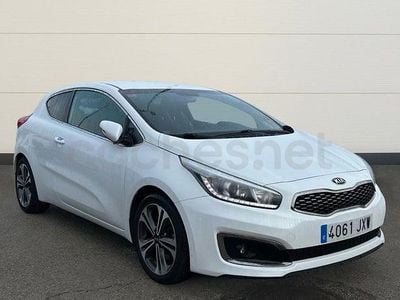 Usado Kia ProCeed 120 CV (88 kW) 2017 Blanco Utilitario
