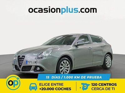 Usado Alfa Romeo Giulietta Distinctive 105 CV (77 kW) 2015 Gris Utilitario