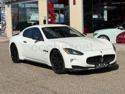Usado Maserati Granturismo 439 CV (322 kW) 2011 Blanco Coupe