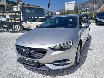 Usado Opel Insignia Selective 136 CV (100 kW) 2017 Gris Berlina