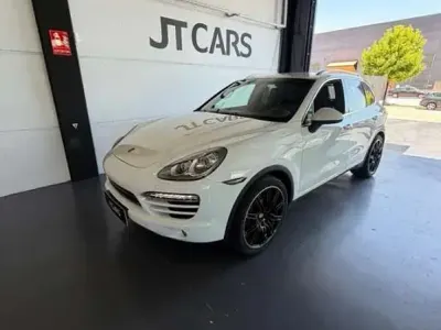 Usado Porsche Cayenne Diesel 245 CV (180 kW) 2012 Blanco SUV