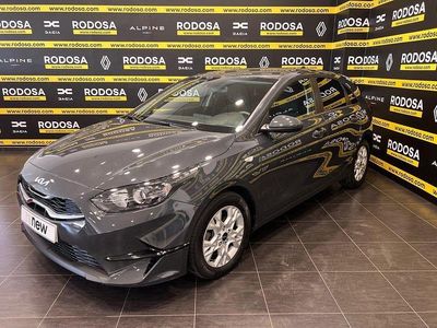 Usado Kia Ceed 120 CV (88 kW) 2022 Gris Utilitario