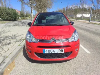 Usado Citroën C3 Feel 82 CV (60 kW) 2016 Rojo Berlina
