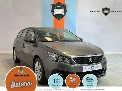 Usado Peugeot 308 SW Style 110 CV (80 kW) 2017 Beige Familiar