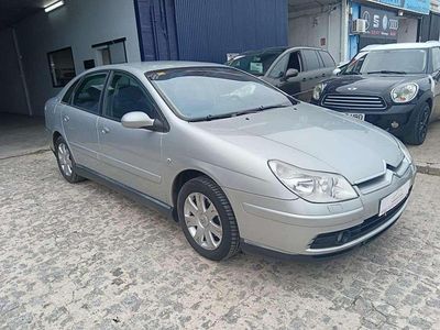 Usado Citroën C5 136 CV (100 kW) 2007 Plateado Berlina