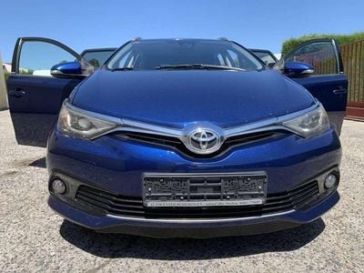 Toyota Auris Touring Sports