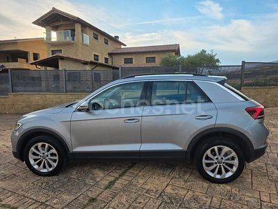 Gris / plata Usado 2022 VW T-Roc Life SUV | 23.500 € (Precio justo)