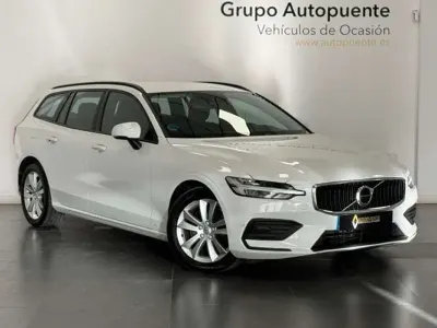 Begagnad Volvo V60 197 HK (144 kW) 2021 Vit Kombi