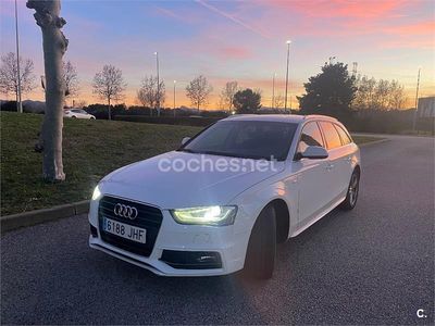 Usado Audi A4 S-Line 150 CV (110 kW) 2015 Blanco Familiar