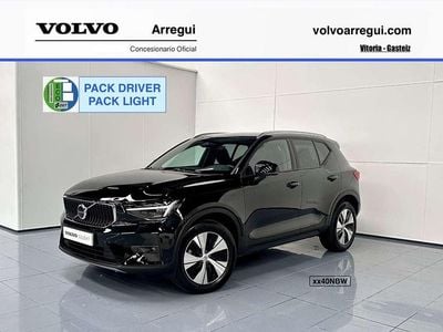 Begagnad Volvo XC40 Core 129 HK (94 kW) 2025 Svart SUV