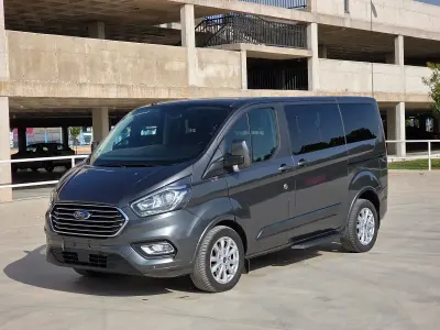 Brugt Ford Tourneo Custom Trend 130 HK (95 kW) 2019 Grå Van