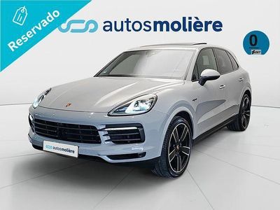 Käytetty Porsche Cayenne Platinum Edition 462 HP (339 kW) 2023 Harmaa Katumaasturi