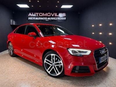Usado Audi A3 S-Line 116 CV (85 kW) 2018 Rojo Berlina