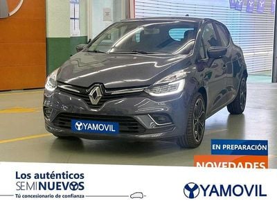 Begagnad Renault Clio IV Zen 90 HK (66 kW) 2018 Grå Halvkombi