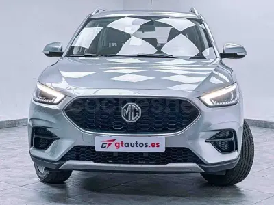 Usado MG ZS Comfort 106 CV (77 kW) 2023 Gris / plata SUV