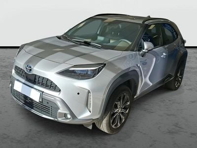 Usado Toyota Yaris Cross 92 CV (67 kW) 2023 Gris SUV