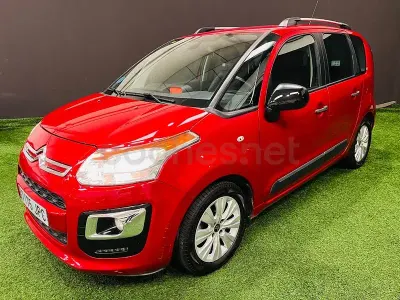 Usado Citroën C3 Picasso Exclusive 99 CV (72 kW) 2016 Granate Monovolumen