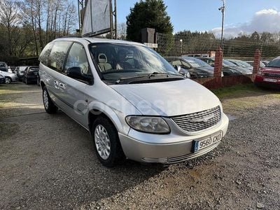 Gris / plata Usado 2003 Chrysler Voyager Monovolumen | 2500 € (Precio justo)