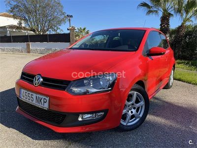 Usado VW Polo United 60 CV (44 kW) 2010 Rojo Utilitario