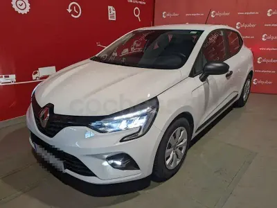 Käytetty Renault Clio V Business 100 HP (73 kW) 2022 Valkoinen Sedan