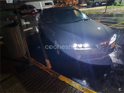 Usado Alfa Romeo 159 210 CV (154 kW) 2007 Verde Familiar