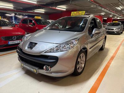 Gris / plata Usado 2008 Peugeot 207 Sport Berlina | 6900 € (Un poco caro)