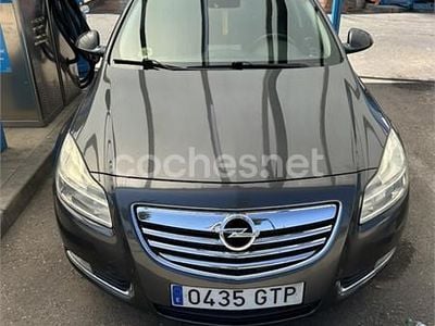 Usado Opel Insignia Sport 130 CV (95 kW) 2010 Gris / plata Berlina