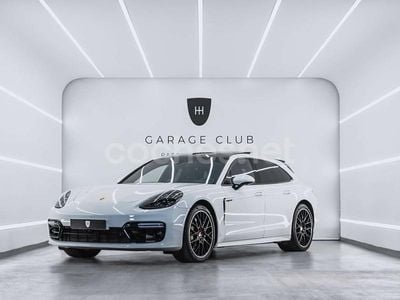 Porsche Panamera 4