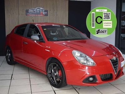 Usado Alfa Romeo Giulietta Distinctive 174 CV (127 kW) 2015 Rojo Utilitario