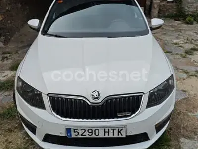 Usado Skoda Octavia RS 184 CV (135 kW) 2013 Blanco Familiar