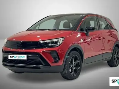 Usado Opel Crossland GS Line 110 CV (80 kW) 2022 Rojo SUV