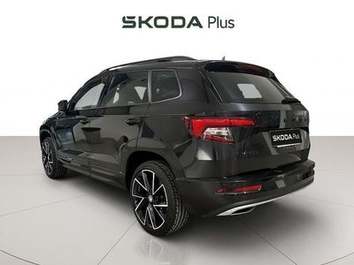 Usado Skoda Karoq SportLine 150 CV (110 kW) 2021 Negro SUV