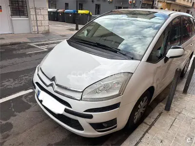 Usado Citroën Grand C4 Picasso Tonic 120 CV (88 kW) 2012 Blanco Monovolumen