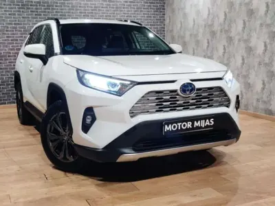 Usado Toyota RAV4 Hybrid Advance 222 CV (163 kW) 2022 Blanco SUV