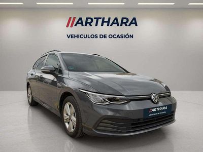 Usado VW Golf VIII Life 116 CV (85 kW) 2021 Gris Familiar