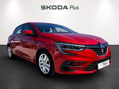 Usado Renault Mégane IV Equilibre 140 CV (102 kW) 2023 Rojo Berlina