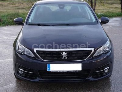 Usado Peugeot 308 SW Business-Line 100 CV (73 kW) 2018 Azul Familiar