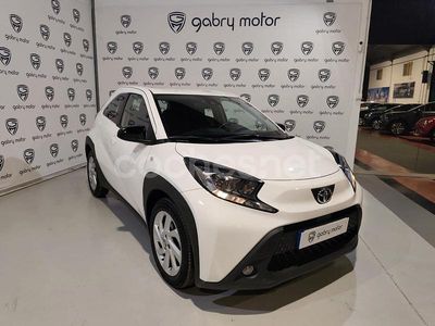 Blanco Usado 2022 Toyota Aygo X SUV | 15.890 € (Precio justo)